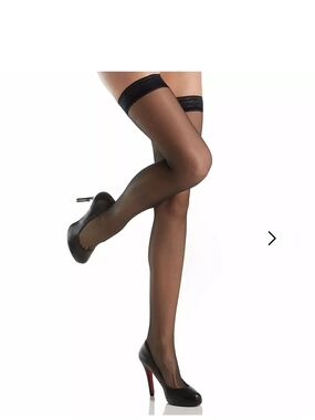 Hanes Silk Reflections Silky Sheer Thigh Stockings 2 NWT Packs